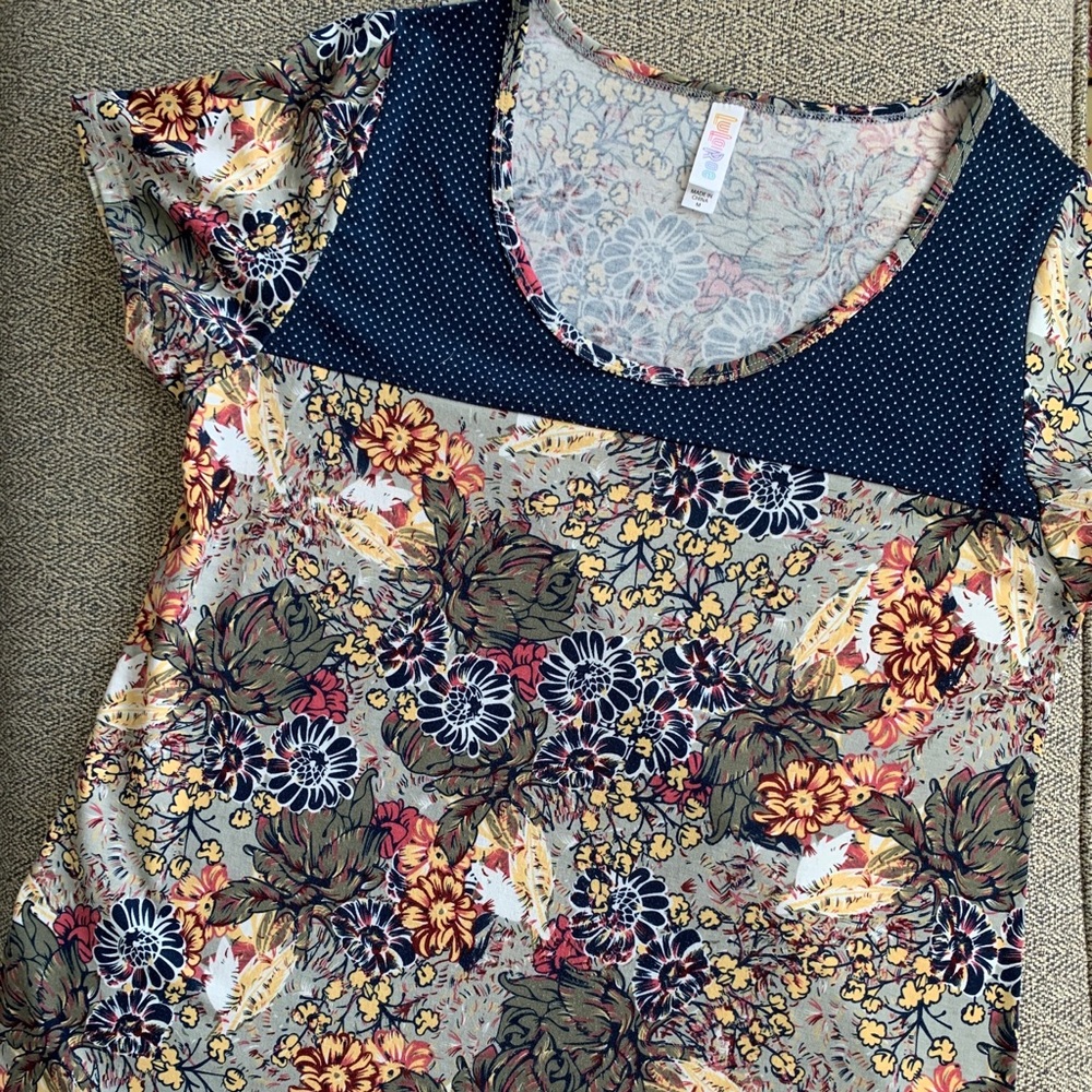 Lularoe Classic T